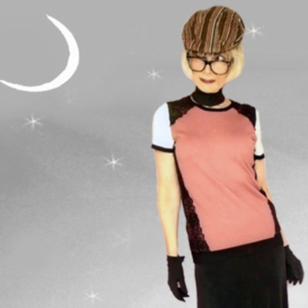 The Limited Color Block Tee Shirt with Black Lace